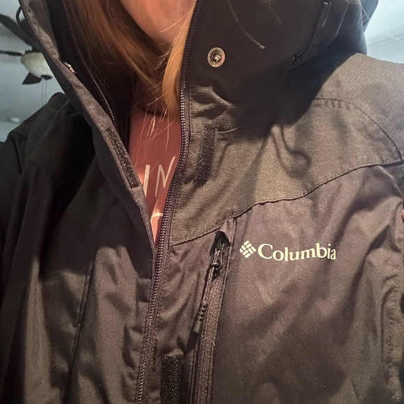 Columbia Rosie Run Insulated Ski Jacket. Waterproof - Picture 5 of 5